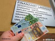 Все большая часть доходов граждан Германии уходит в государственную казну