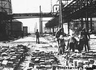 Trabalho forçado em obras do grupo químico IG-Farben no campo de concentração de Auschwitz