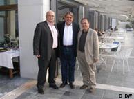 Από την πρόσφατη συνάντηση του Δημήτρη Δόλλη με τον πρόεδρο της ΟΕΚ Κώστα Δημητρίου και τον αντιπρόεδρο Γιώργο Παπαδόπουλο