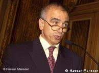 حسن منصور اقتصاددان و استاد دانشکده عالی اقتصاد و بازرگانی پاریس