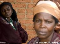 Zwei Frauen aus dem Kongo (Foto: dpa)