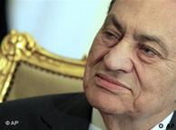 حسنی مبارک در فاصله دوازده ساعت نظر خود را تغییر داد و استعفا کرد