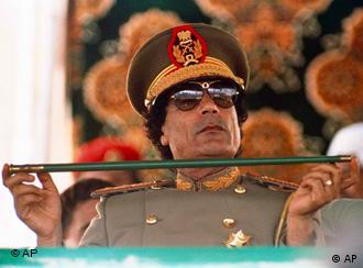 СМИ сообщили, что Каддафи признался в причастности Ливии к теракту