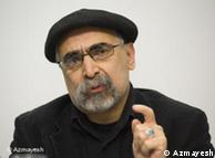 مصطفی آزمایش، مدیر روابط‌عمومی انجمن جهانی پاسداشت حقوق بشر در ایران