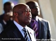 Laurent Gbagbo nega-se a deixar o poder