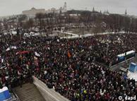 تظاهرات عظیم ۱۰ دسامبر در مسکو که در آن ده‌ها هزار تن شرکت کرده بودند