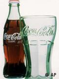 در هر یک چهارم لیتر از کوکا کولا ۲۷ گرم قند وجود دارد؛ چیزی معادل ۹ حبه قند.
