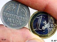 Para os alemães não foi fácil despedir-se do marco e aceitar o euro