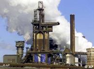 Alto horno del gigante metalúrgico Thyssen, en Duisburgo.